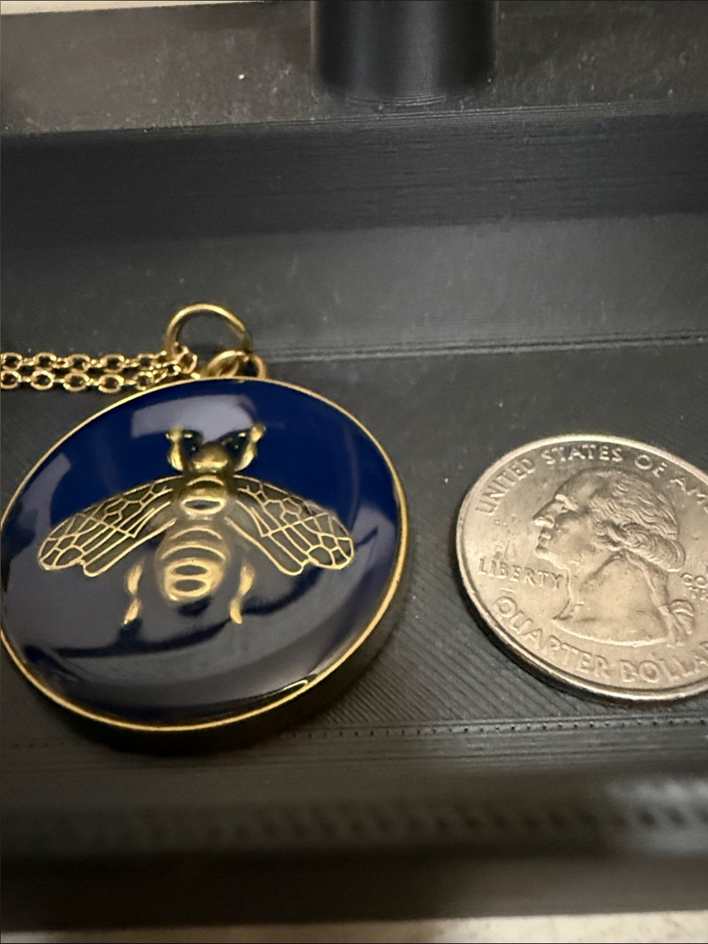 Gucci Gold Bee Pendant Necklace with Navy Enamel - Picture 4 of 4